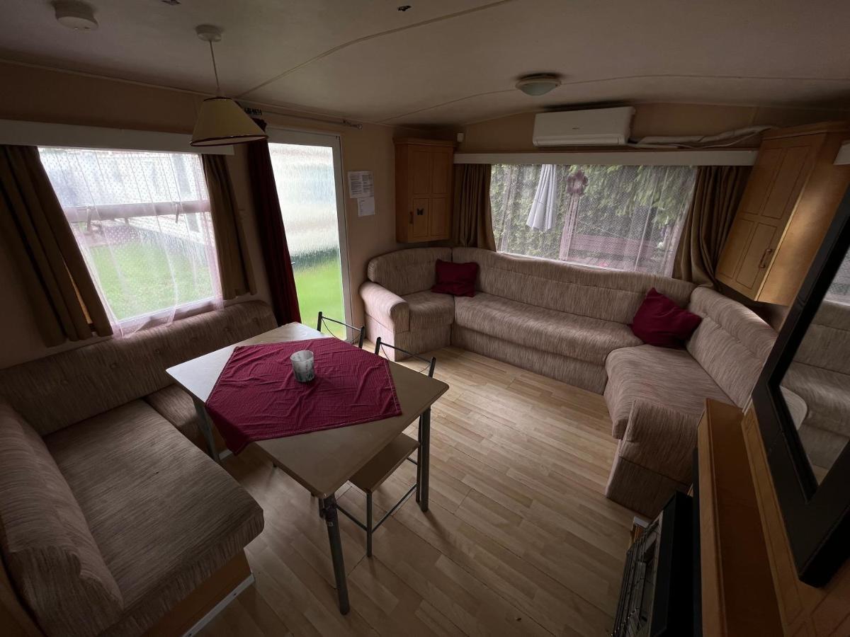 스트라호틴 Autocamp Free Star - Mobilheimy 아파트 외부 사진