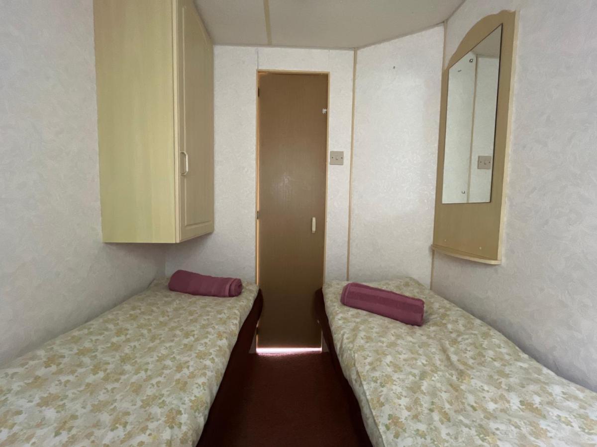 스트라호틴 Autocamp Free Star - Mobilheimy 아파트 외부 사진